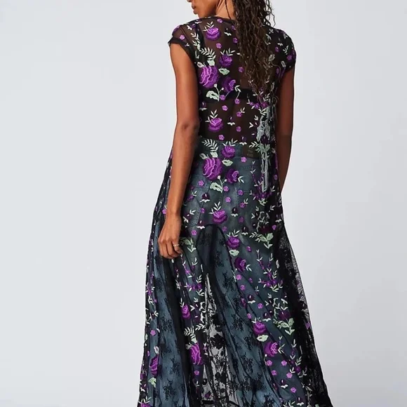 Free People Sky Bright Midi Dress in Purple SZ M Floral Cap Sleeve